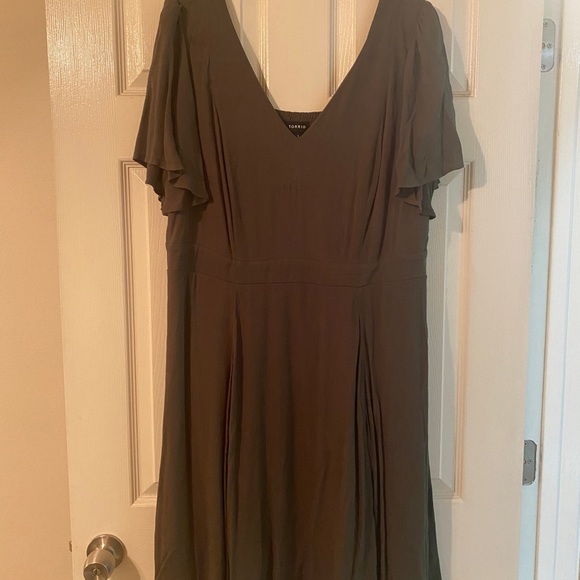 Olive/Army green summer dress. Torrid size 1x - Picture 2 of 5